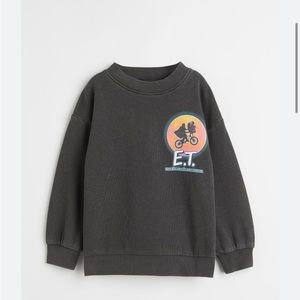 H&M Dark Gray E.T lightweight sweatshirt size 6X/7